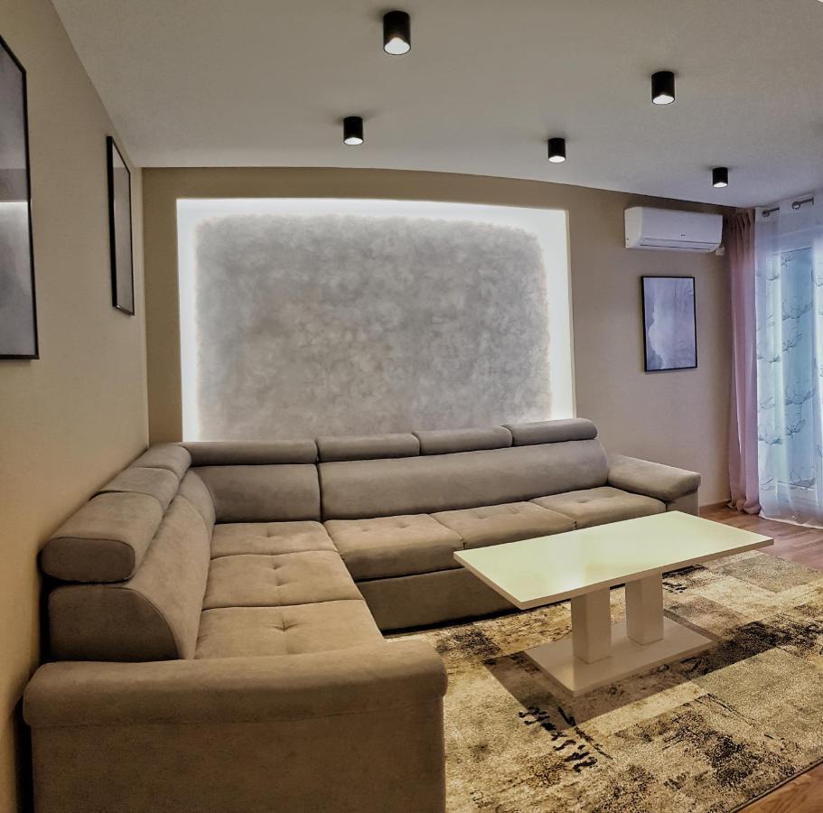 Sun Valley Apartments Мостар Екстер'єр фото